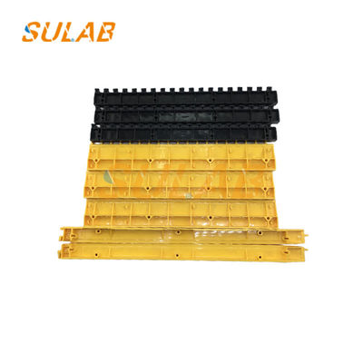 Plastic Step Demarcation Strip Otis Escalator Spare Parts XAA455M1 XAA455L1 XAA455J1 XAA455K1
