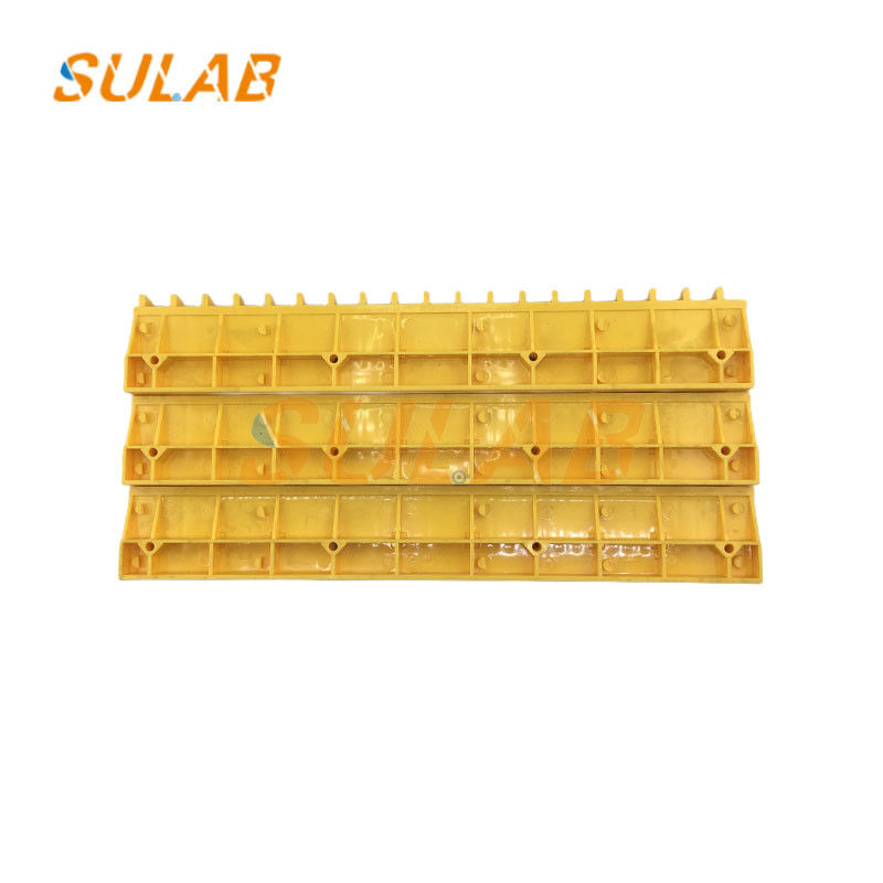 Plastic Step Demarcation Strip Otis Escalator Spare Parts XAA455M1 XAA455L1 XAA455J1 XAA455K1