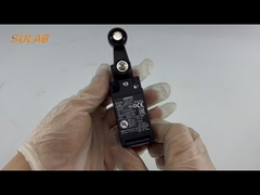 Mitsubishi Hitachi Conmutador de amortiguador de ascensor Conmutador de límite de viaje D4N-2A20 Conmutador de seguridad de límite de viaje