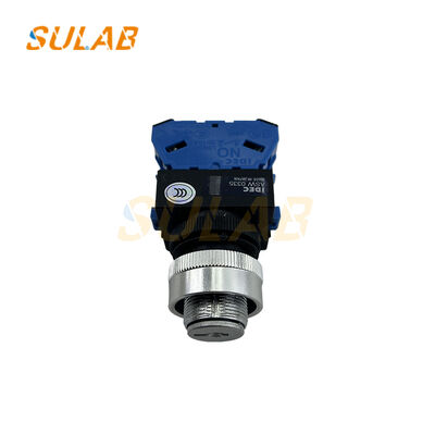 Interruptor selector de llave IDEC ASW0335 con retorno por resorte, orificios de montaje de 22 mm y protección frontal IP65 para ascensores
