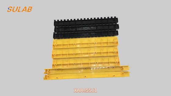Banda de demarcación de escaleras mecánicas de plástico ABS de alta calidad con montaje de 19 dientes y borde amarillo de advertencia de seguridad de alto brillo para OTIS XAA455J1